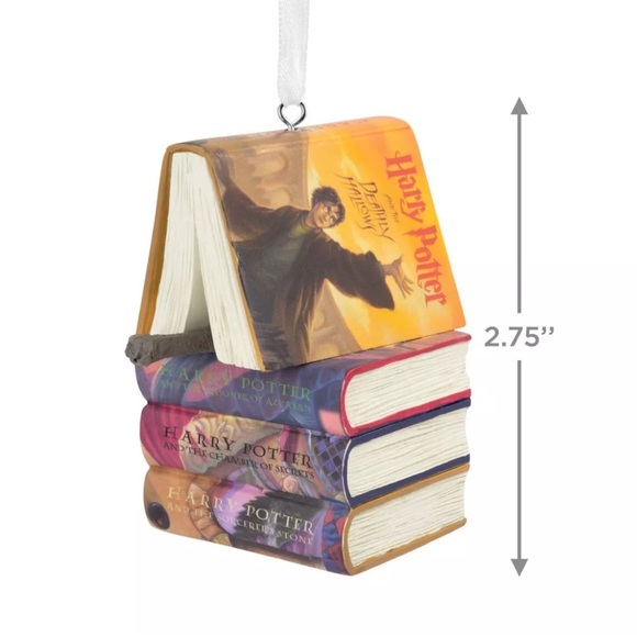 Hallmark Harry Potter Stacked Books & Wand Collectible Tree Ornament - Brand New - Picture 2 of 7